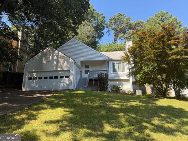 Building Photo - 1819 Cres Hill Dr NW