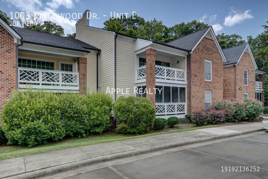 Building Photo - 1003 Kingswood Dr