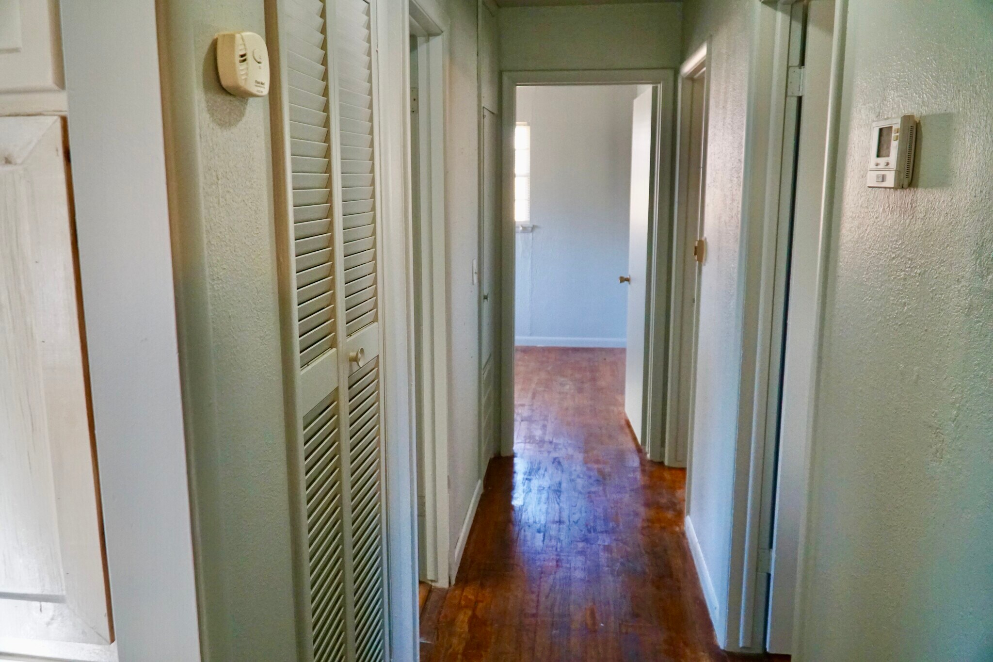 Hallway - 609 General Senter Dr