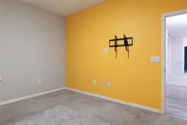 Building Photo - 1069 Montgomery Ln