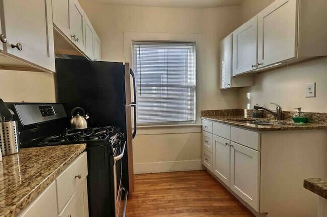 Building Photo - 2586 N Cramer St