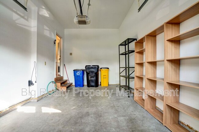 Building Photo - 3928 Palmer Ct