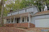 Building Photo - 219 Pine Ridge Rd