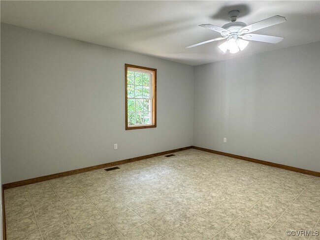 Building Photo - 3361 Juanita Ln
