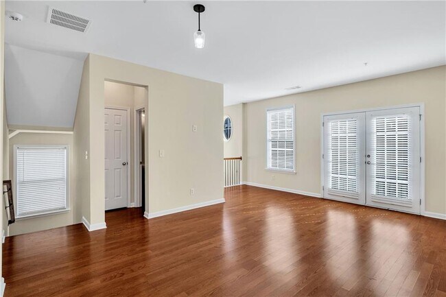 Building Photo - 6174 Indian Wood Cir