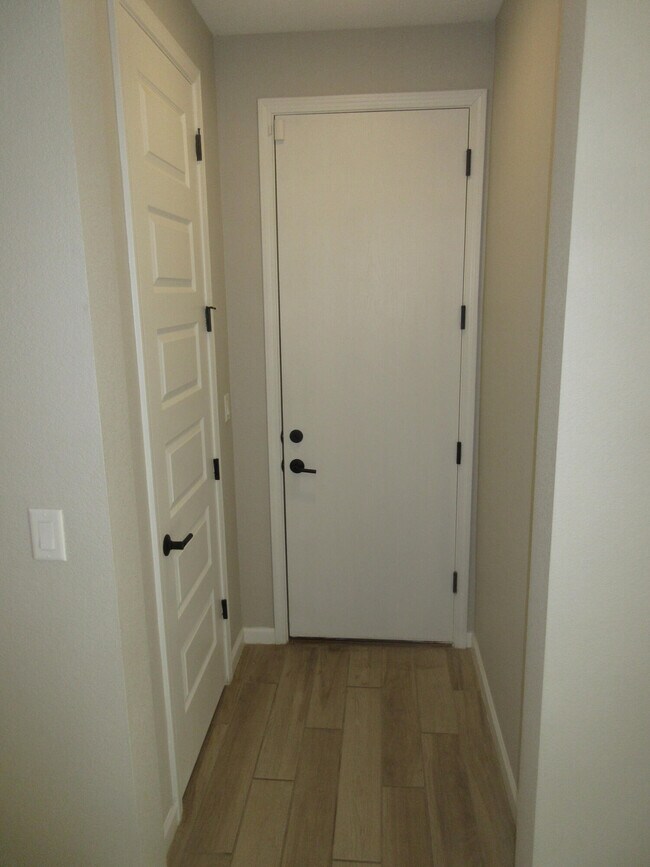 Building Photo - 8715 Sugarite Trail NE
