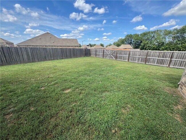 Building Photo - 1299 Canyon Gate Dr