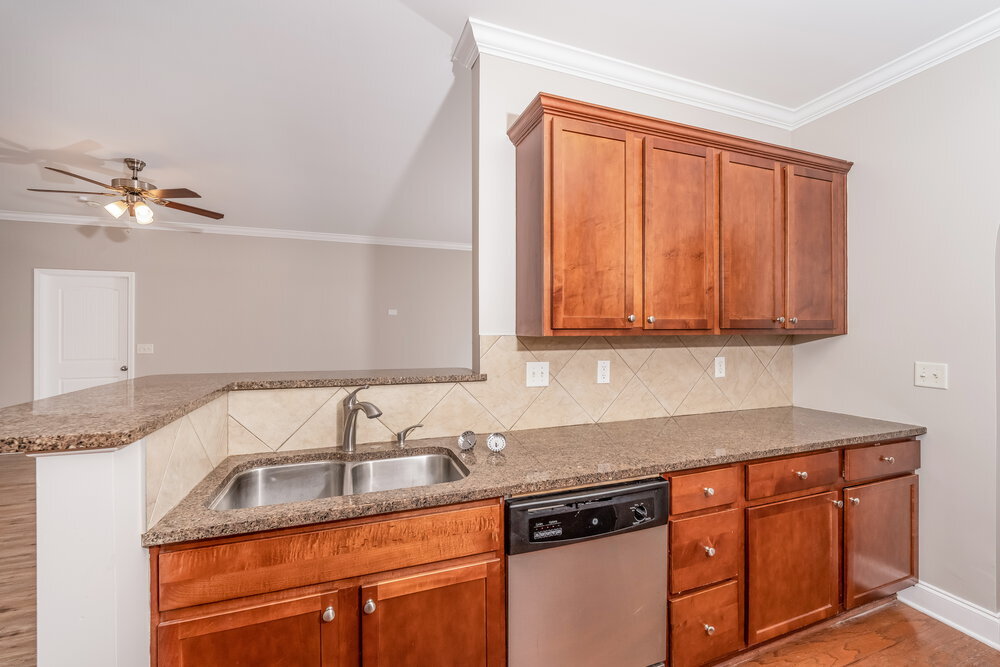 Building Photo - 1140 Overlook Dr