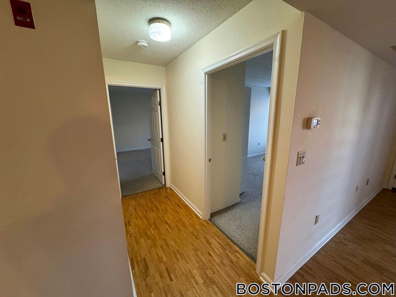 Building Photo - 345 Franklin St