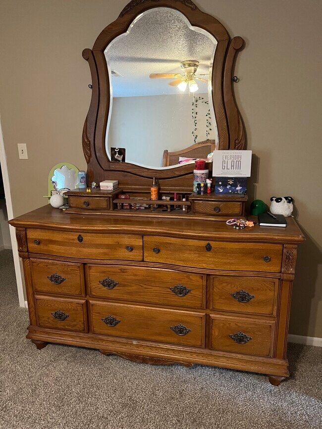 Building Photo - 2113 SW Brandywine Ln