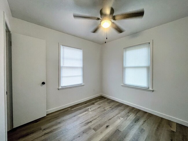 Building Photo - Snyder’s Sweet Spot: Modern Comfort Meets Country Charm