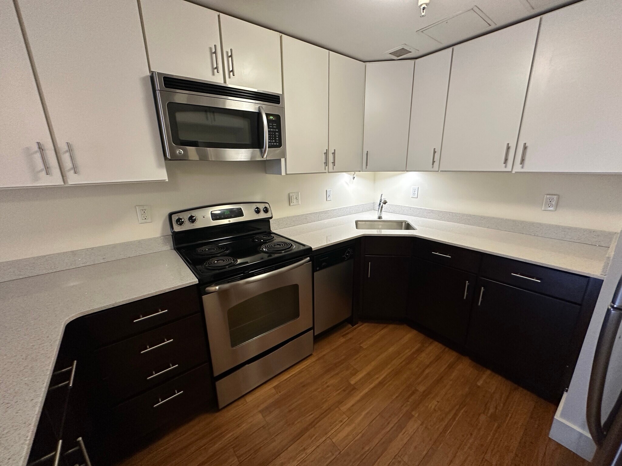 Building Photo - 30 Winter St