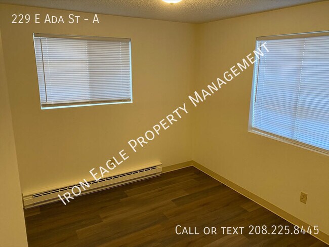 Building Photo - 229 E Ada St