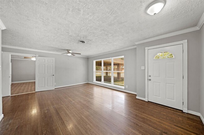 Building Photo - 2835 Dragonwick Dr
