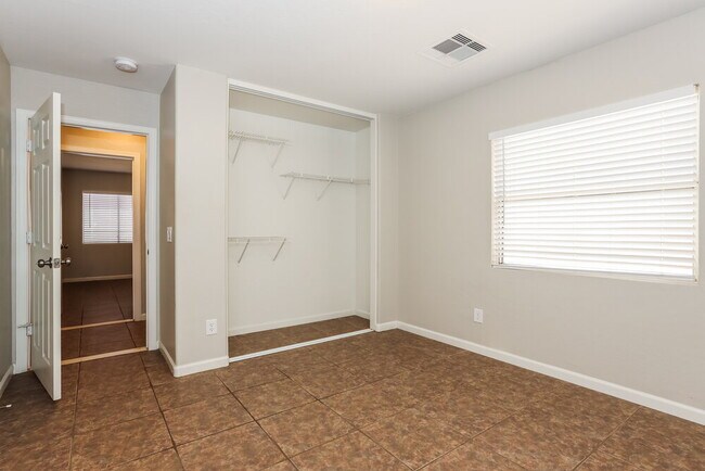 Building Photo - 28674 N Opal Ct