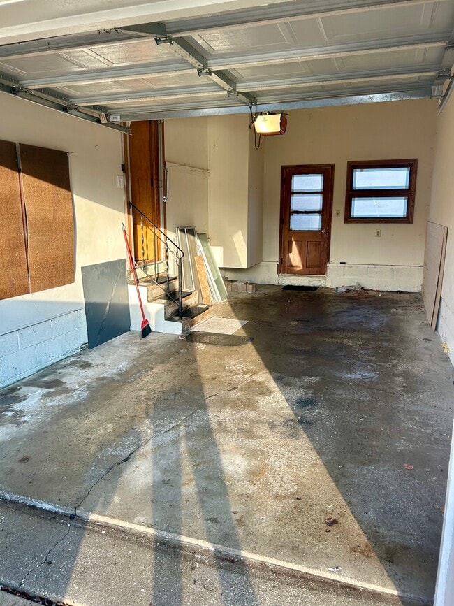 Building Photo - 245 Winchester Rd