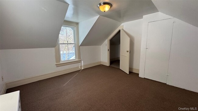 Building Photo - 626 NY-82