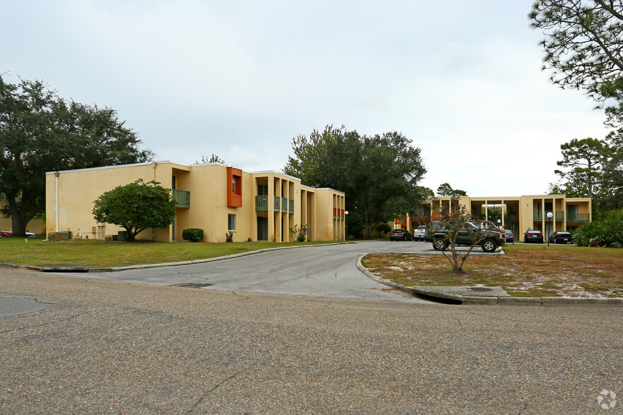 Primary Photo - Aztec Villa Apartments