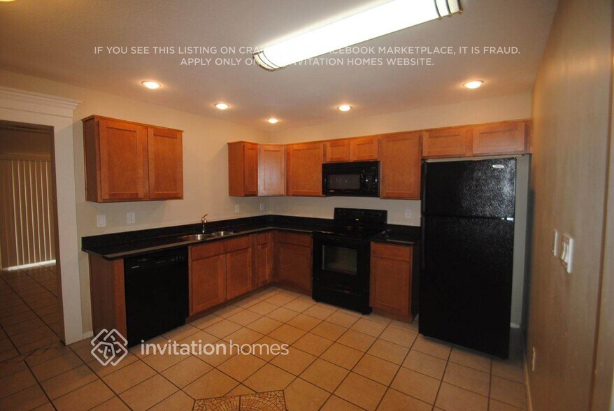 Building Photo - 17837 N 31st Dr