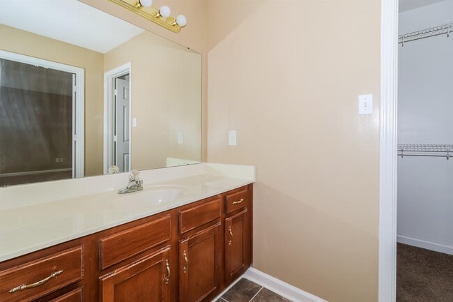 Building Photo - 1087 Cross Meadow Rd