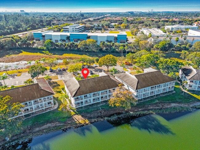 Building Photo - 271 Cypress Point Dr