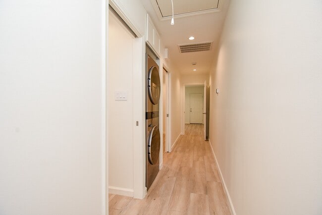 Building Photo - 2509 Terry St