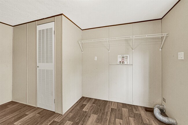 Building Photo - 18565 Huckleberry Ln