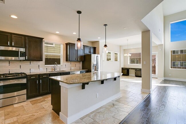 Building Photo - 11913 Natures Bend