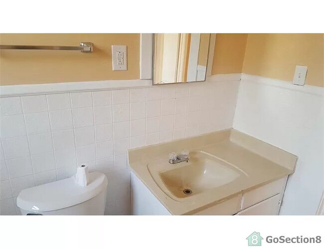 Building Photo - 7137 Gregory St