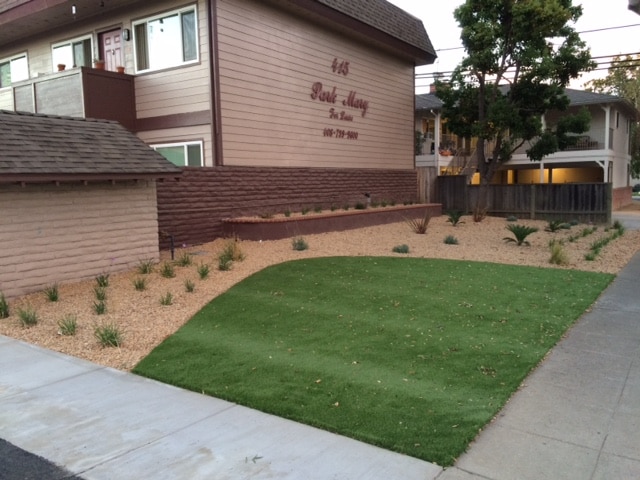 Primary Photo - Park Mary Apartments