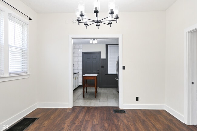 Building Photo - 1309 Lexington Ave