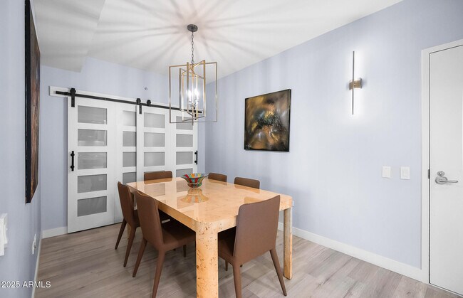 Building Photo - 7167 E Rancho Vista Dr