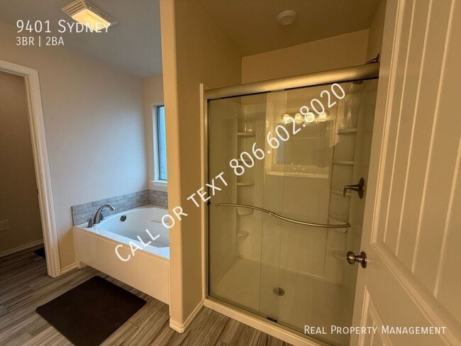 Building Photo - 9401 Sydney-