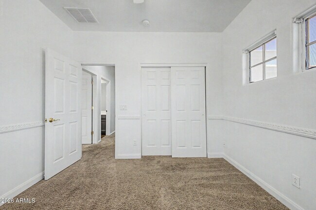 Building Photo - 17446 W Yavapai St
