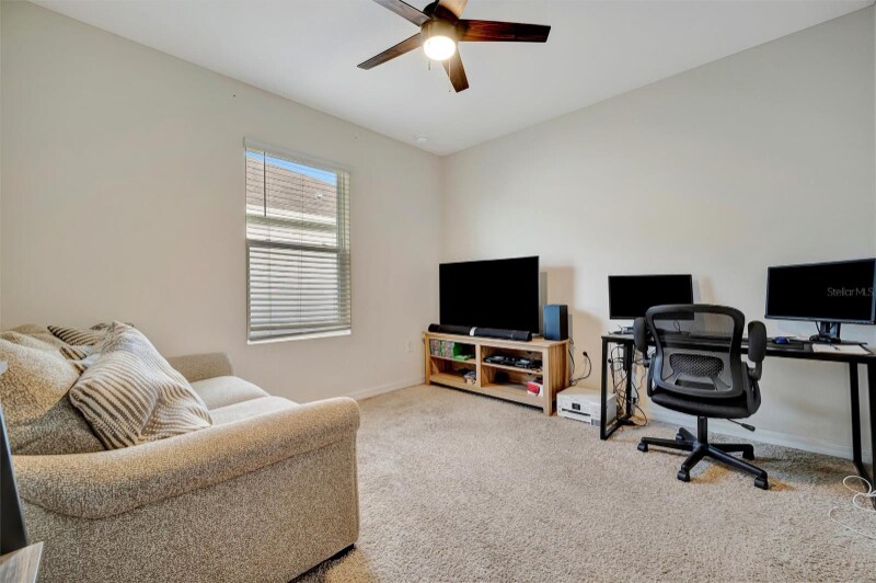 Building Photo - 16341 Little Garden Dr
