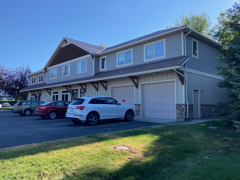 Building Photo - 607 Professional Dr