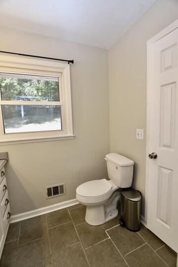 Building Photo - 3 Spring Lake Dr