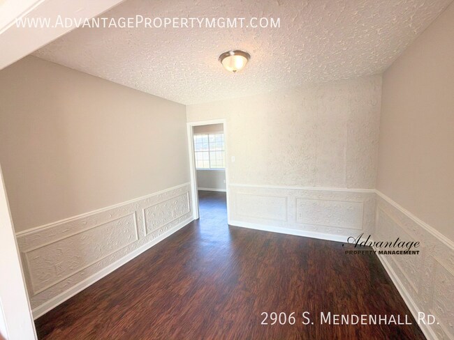 Building Photo - 2906 S Mendenhall Rd