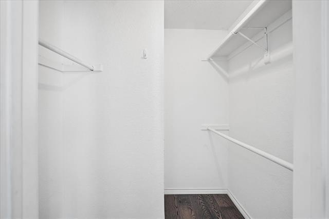 Building Photo - 411 Pebble Way