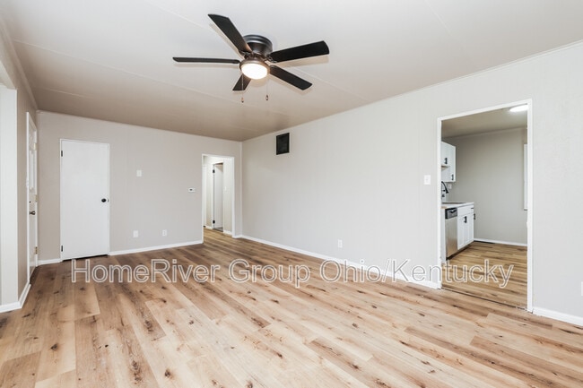 Building Photo - 2981 Kerwood Dr