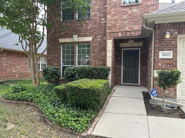 Building Photo - 2820 Cascade Cove Dr