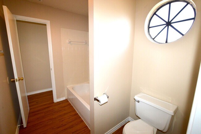 Building Photo - 2607 Alcott Ln