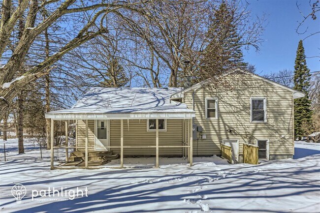 Building Photo - 7755 Eastwood Road