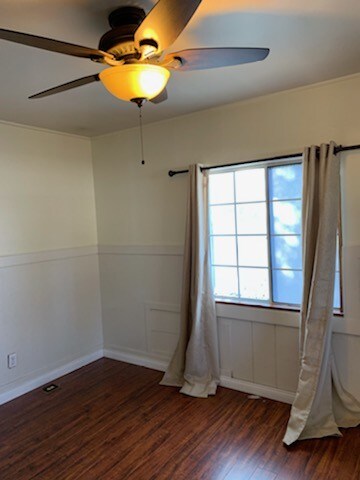 Building Photo - 1830 Reiter Dr