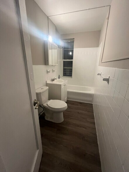 Building Photo - 157 S Harrison St