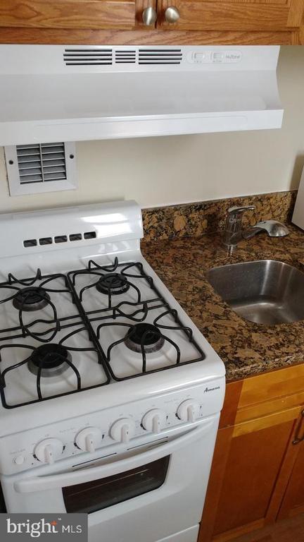 Building Photo - 1111 Arlington Blvd