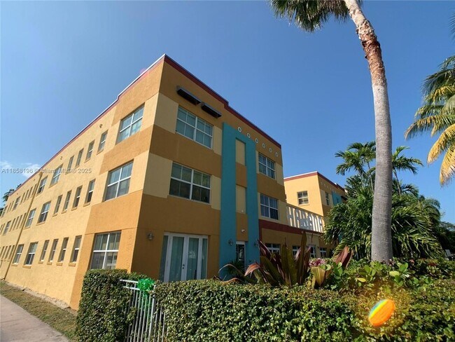 Building Photo - 1308 Drexel Ave
