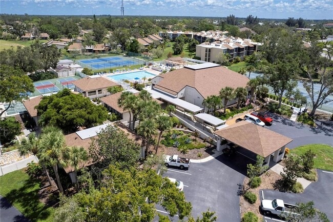 Building Photo - 841 Waterside Dr