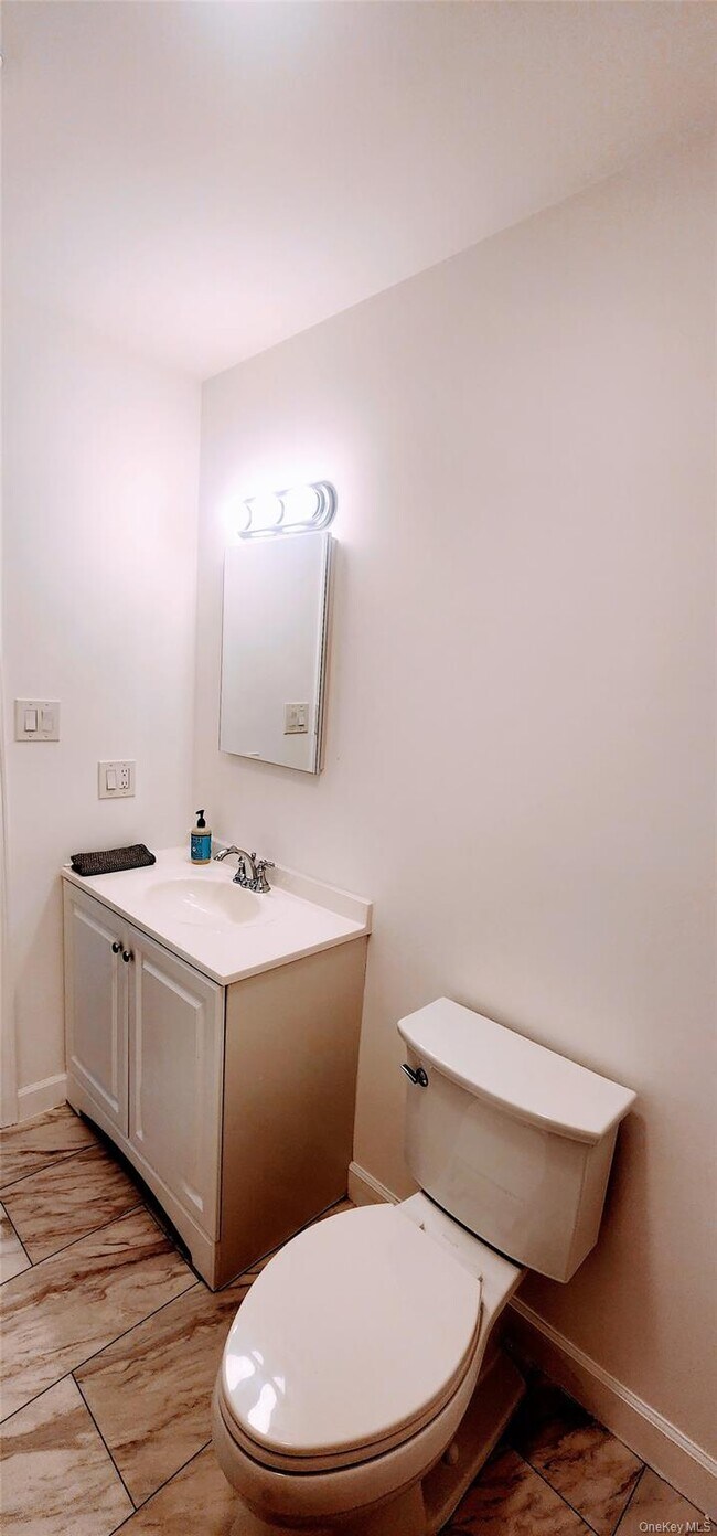 Building Photo - 115 Cortlandt St