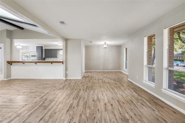 Building Photo - 2720 Grandview Dr